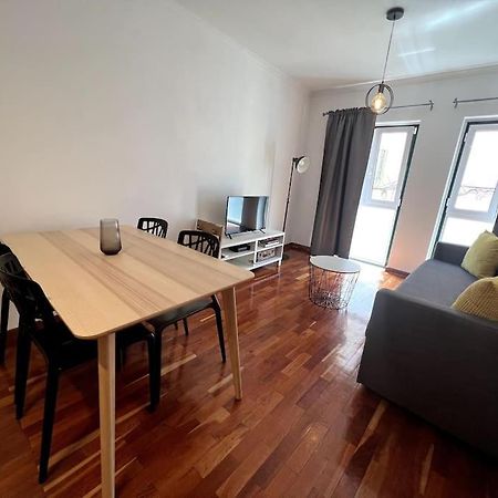 Prime Location - Historic District With Private Parking Lägenhet Lisboa Exteriör bild