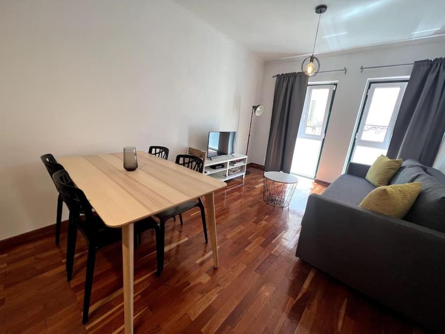 Prime Location - Historic District With Private Parking Lägenhet Lisboa Exteriör bild